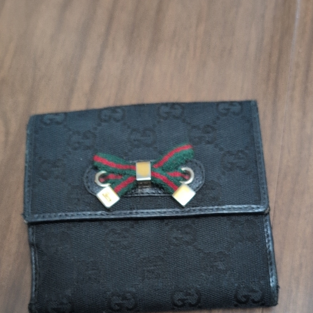 Gucci Black Wallet with Red and Green Bow